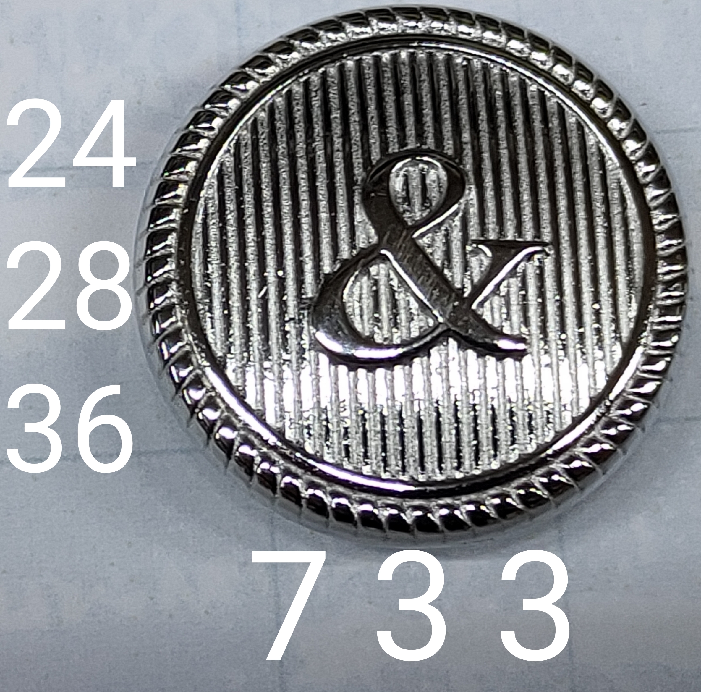 KOD 733