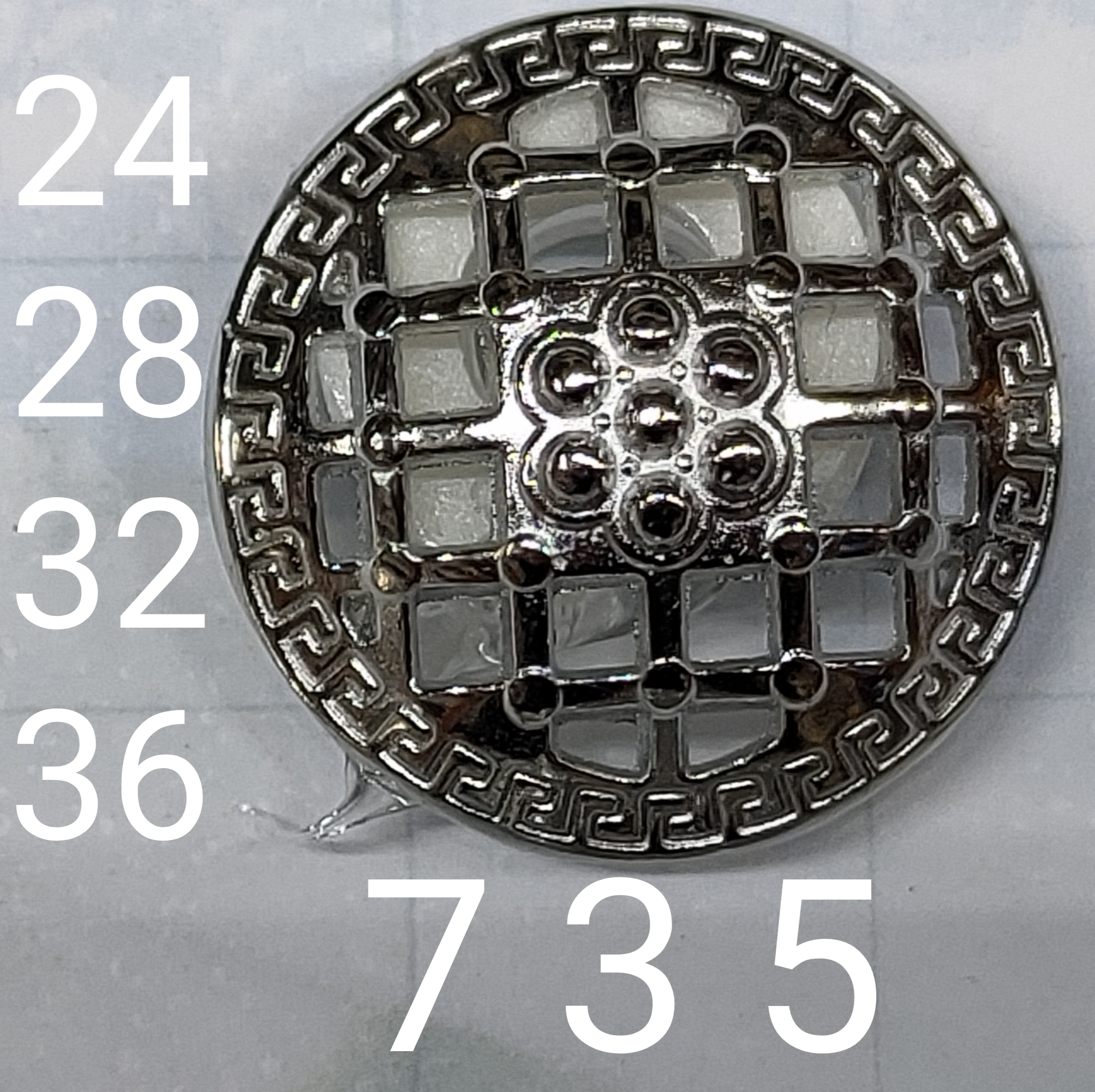 KOD 735