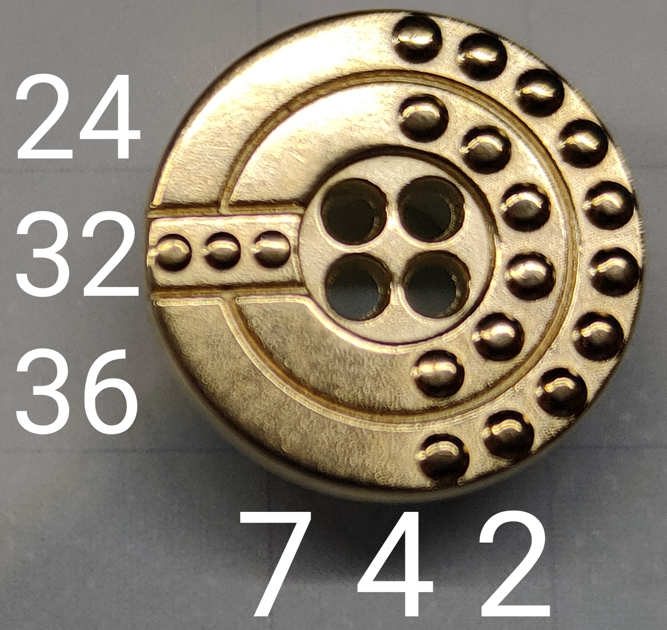 KOD 742