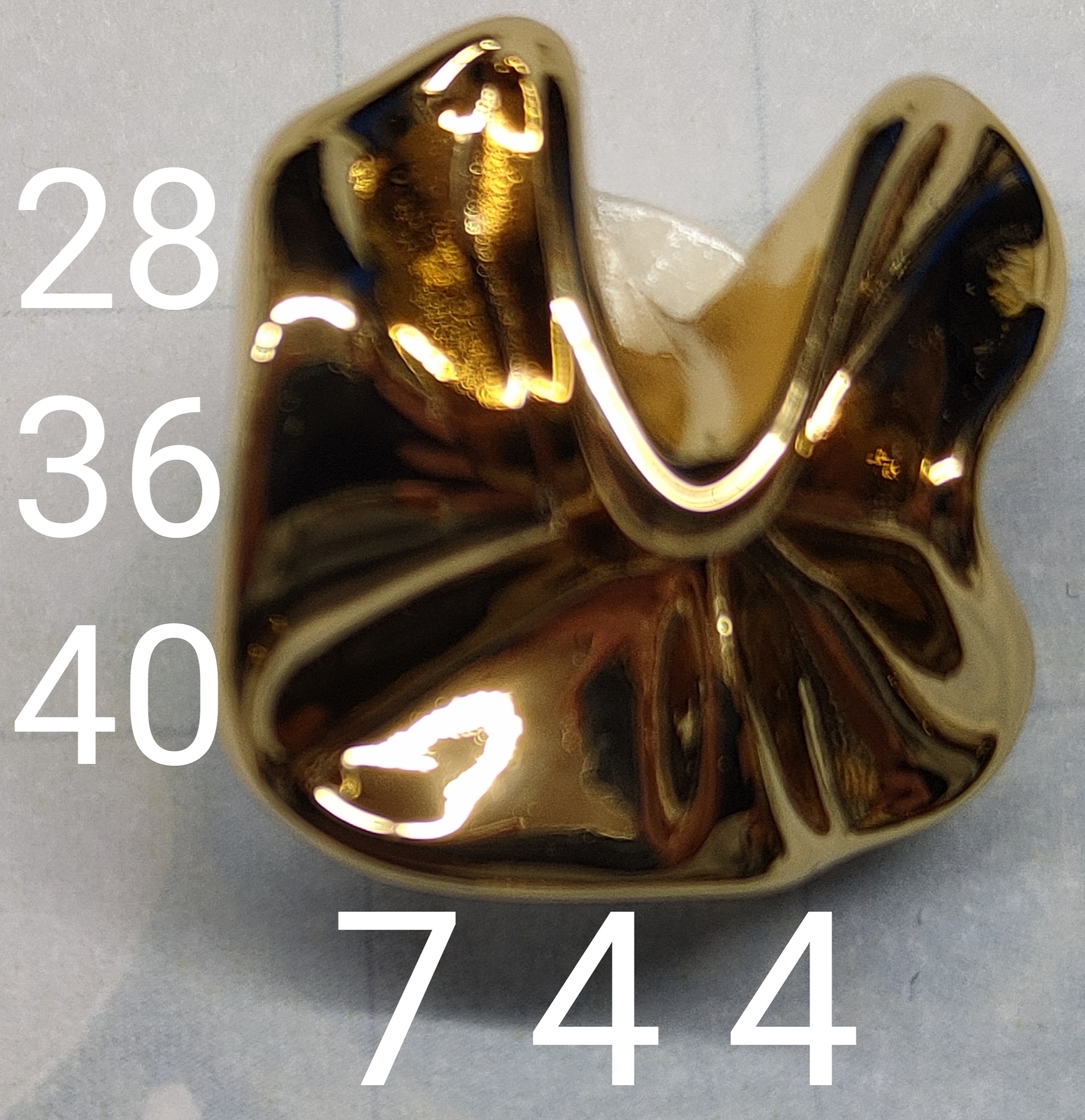 KOD 744